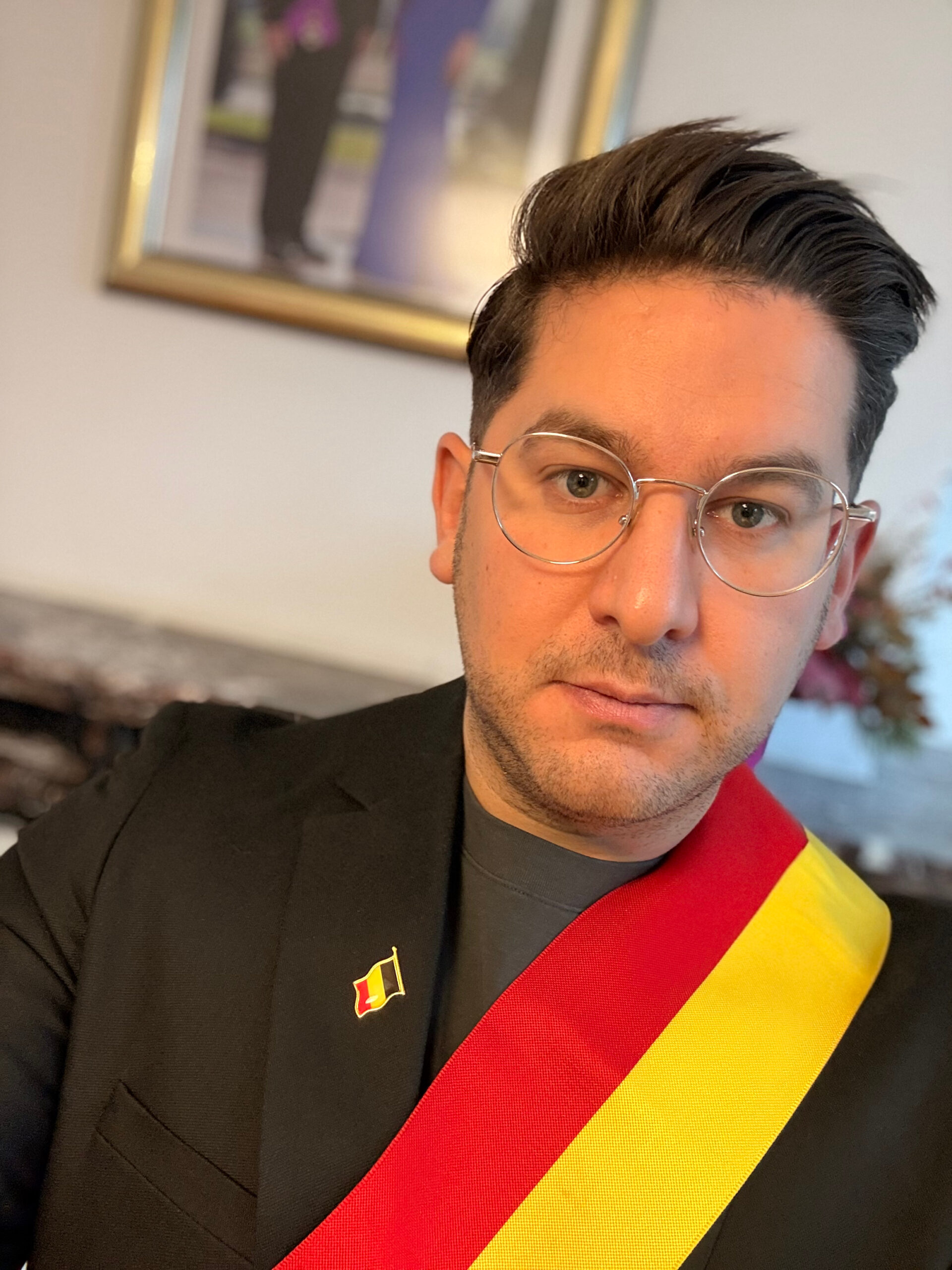 Premier mariage célébré par Loïc Sartieaux, échevin de Montigny-le-Tilleul - Landelies